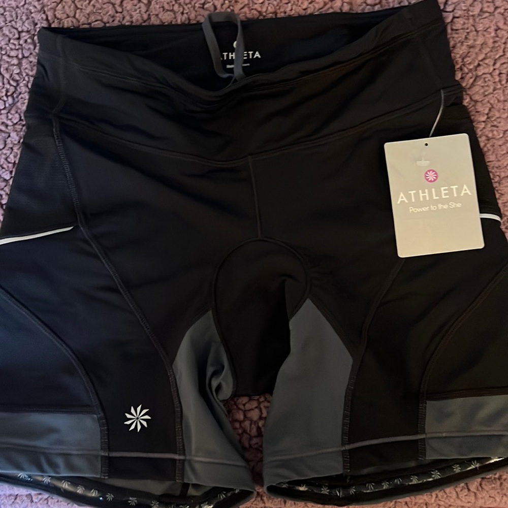 NWT Athleta bike shorts small